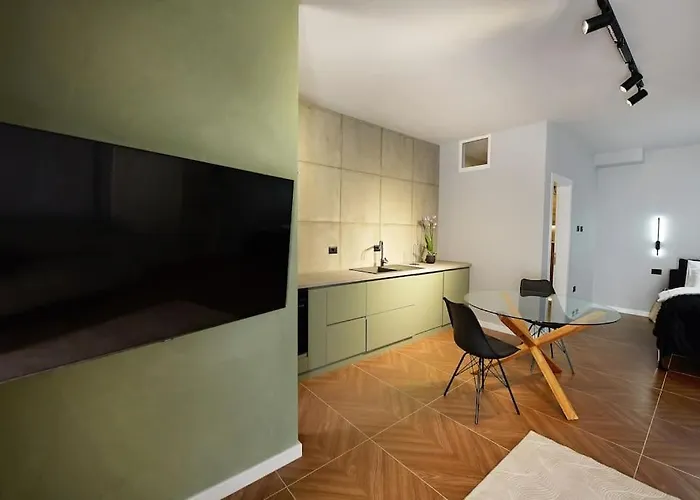 Apartment The House Of Flowers Shkoder